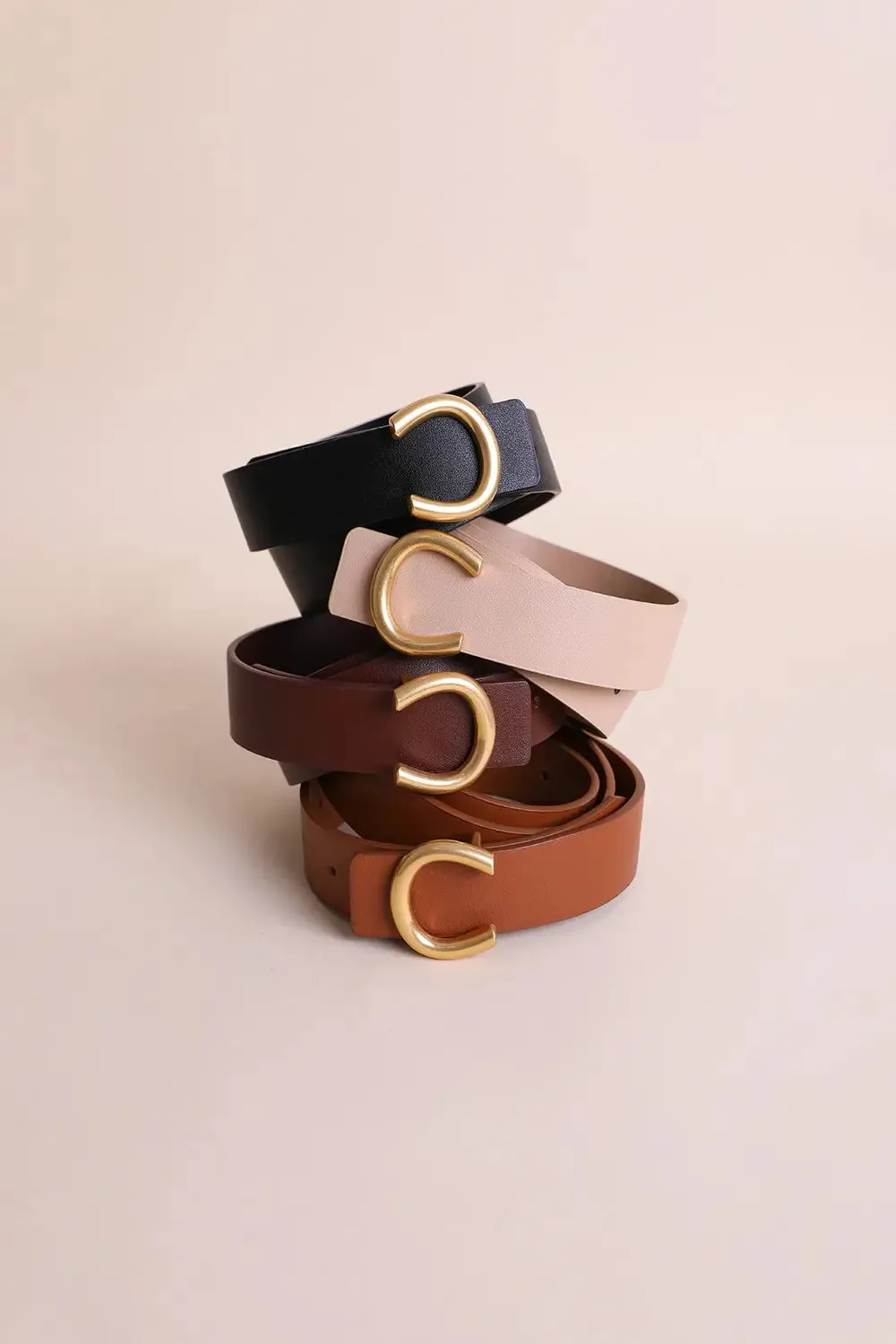 Beige Minimalist Gold Horseshoe Buckle Belt