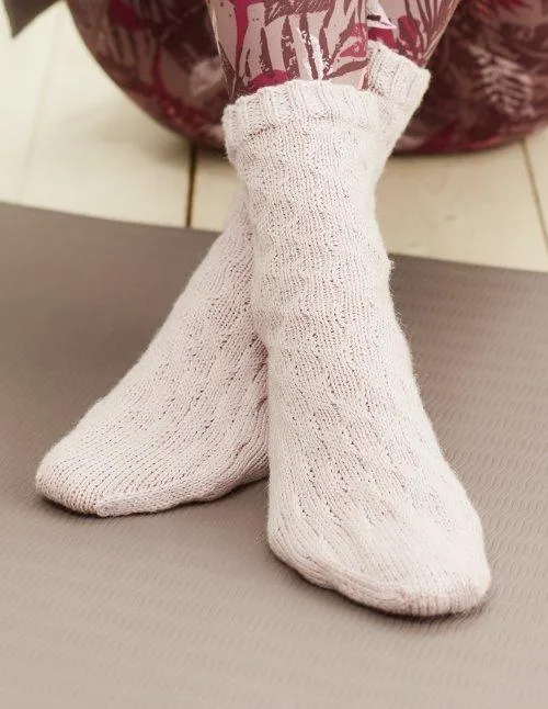 Gedifra Lana Mia Uni Fingering Merino Blend Knitting Yarn