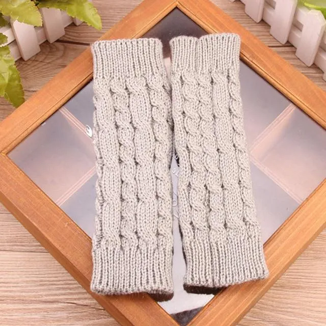 Women Warm Long And Stretchy Finger-less Gloves